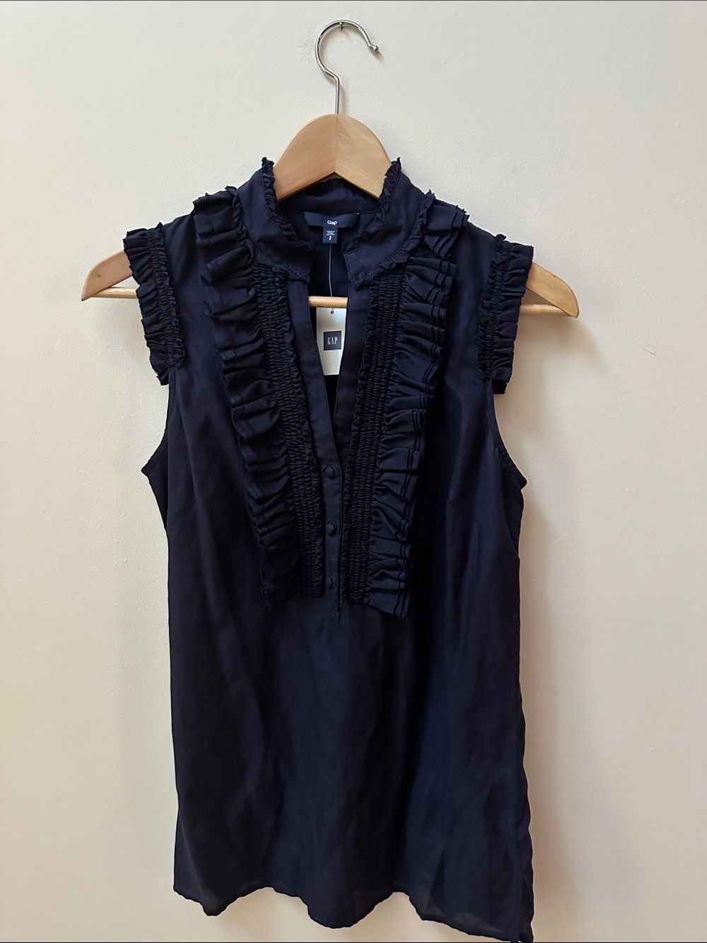 NWT GAP Navy Ruffle-Front Sleeveless Camisole